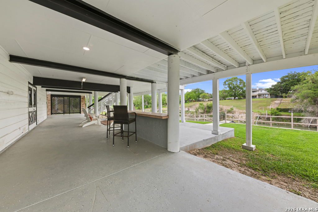46 E Hampton Seguin TX 78155
