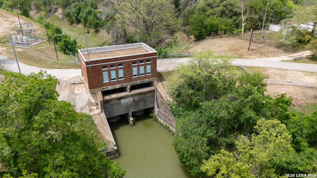 46 E Hampton Seguin TX 78155