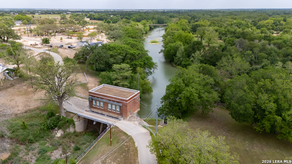 46 E Hampton Seguin TX 78155