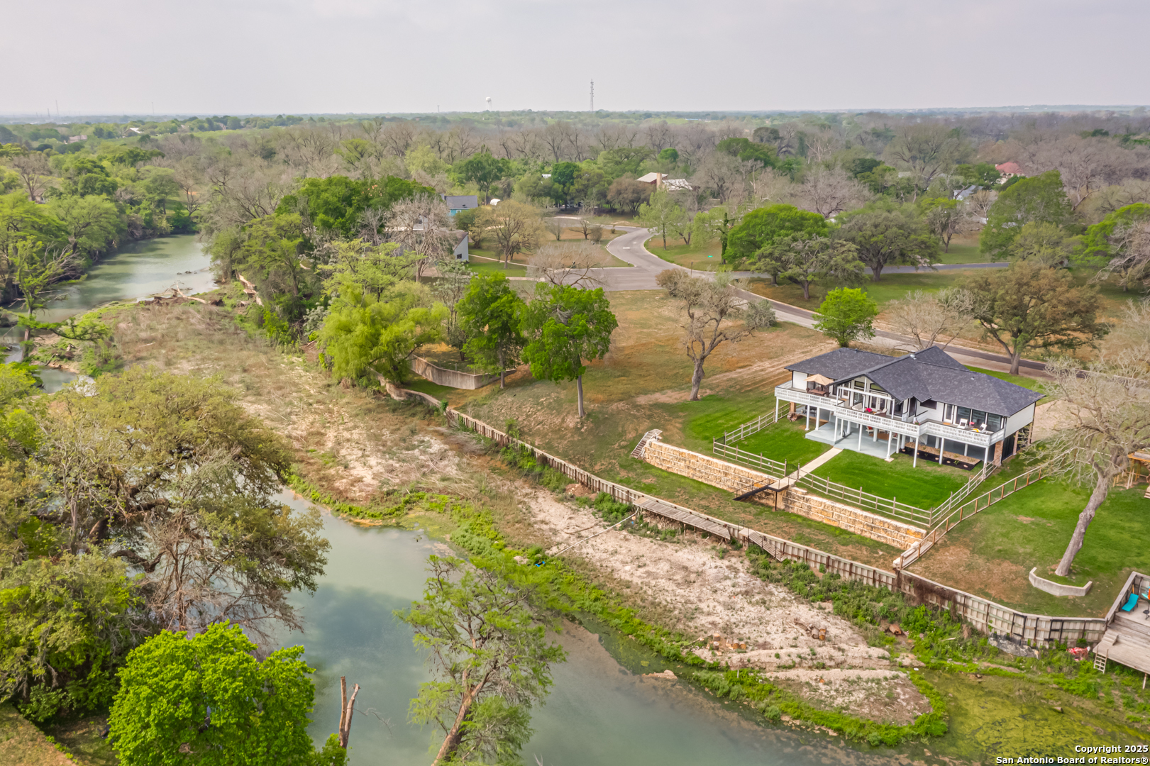 46 E Hampton Seguin TX 78155