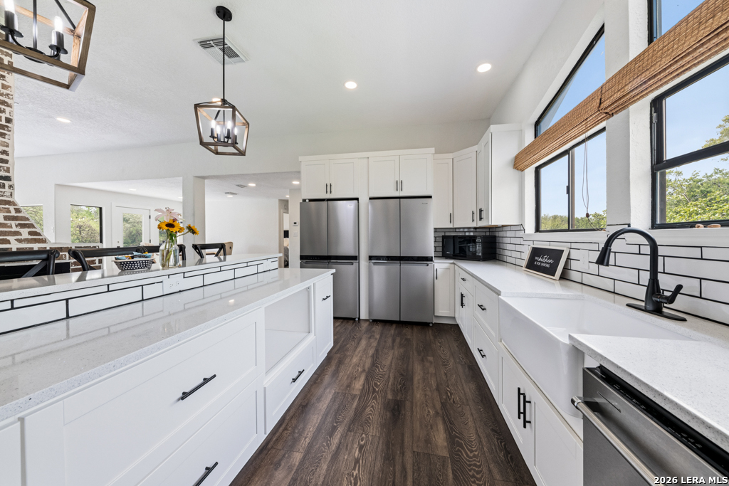 46 E Hampton Seguin TX 78155