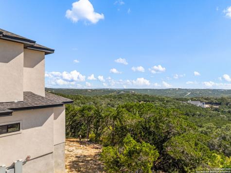 1848 Private Road 2771 Mico TX 78056