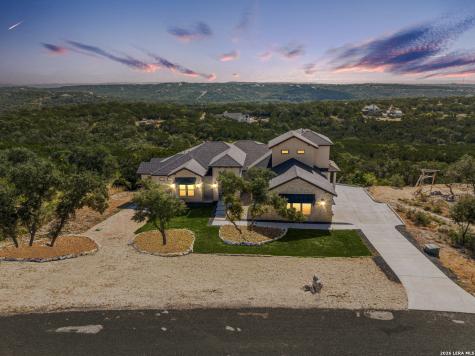1848 Private Road 2771 Mico TX 78056