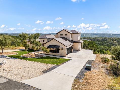 1848 Private Road 2771 Mico TX 78056