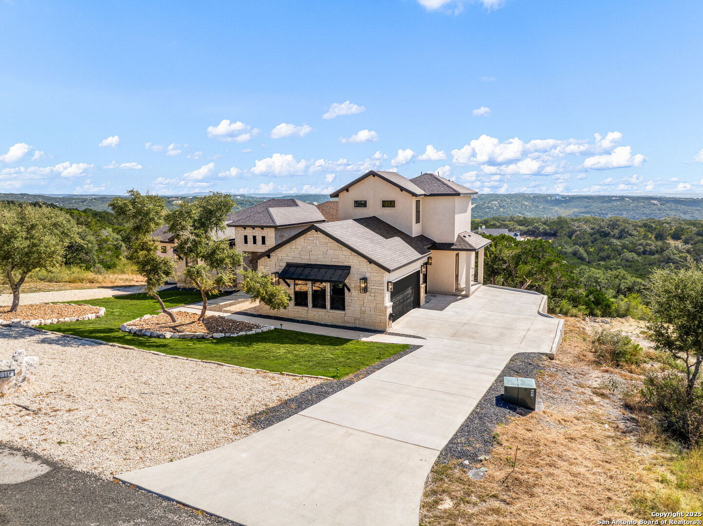 1848 Private Road 2771 Mico TX 78056
