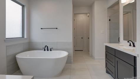 105 Rainwater Creek Boerne TX 78006