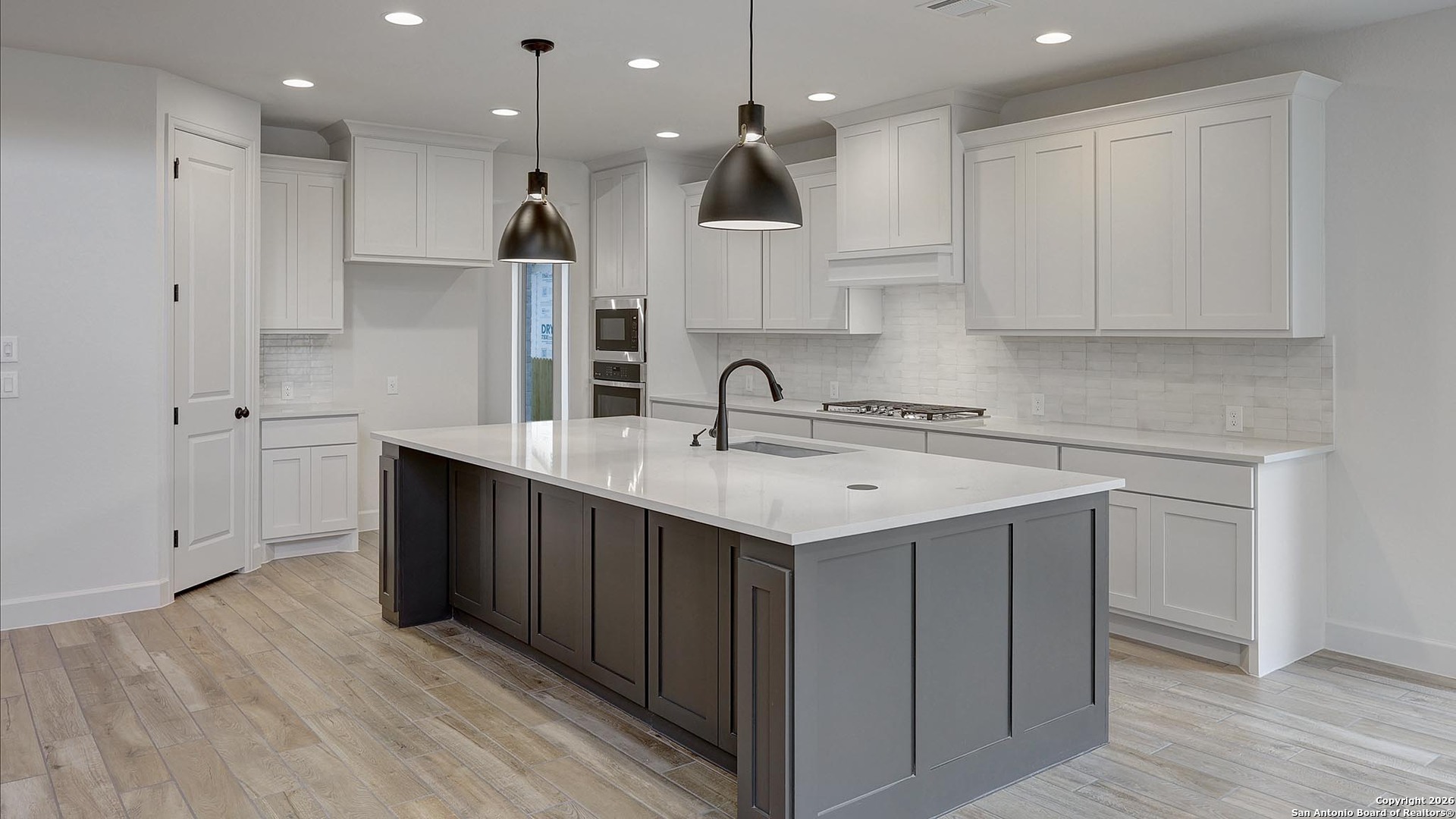 105 Rainwater Creek Boerne TX 78006