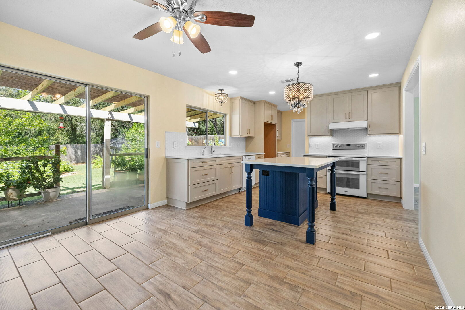 16247 Rocky Creek San Antonio TX 78247