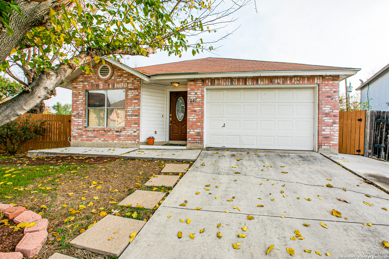 7807 Kinglet Court San Antonio TX 78251