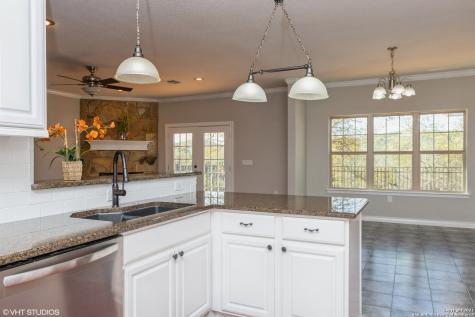 1974 Canyon Bend Canyon Lake TX 78133