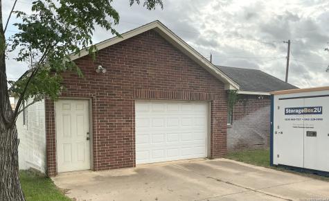 601 State Highway 123 Stockdale TX 78160