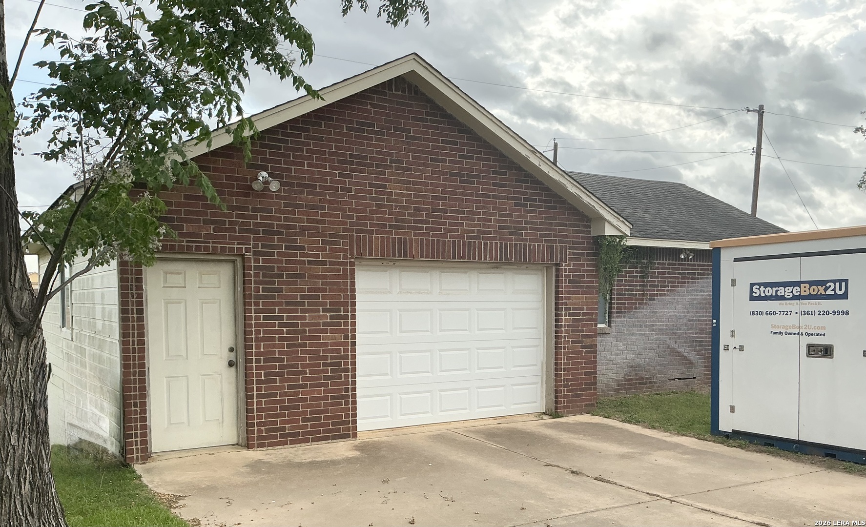601 State Highway 123 Stockdale TX 78160