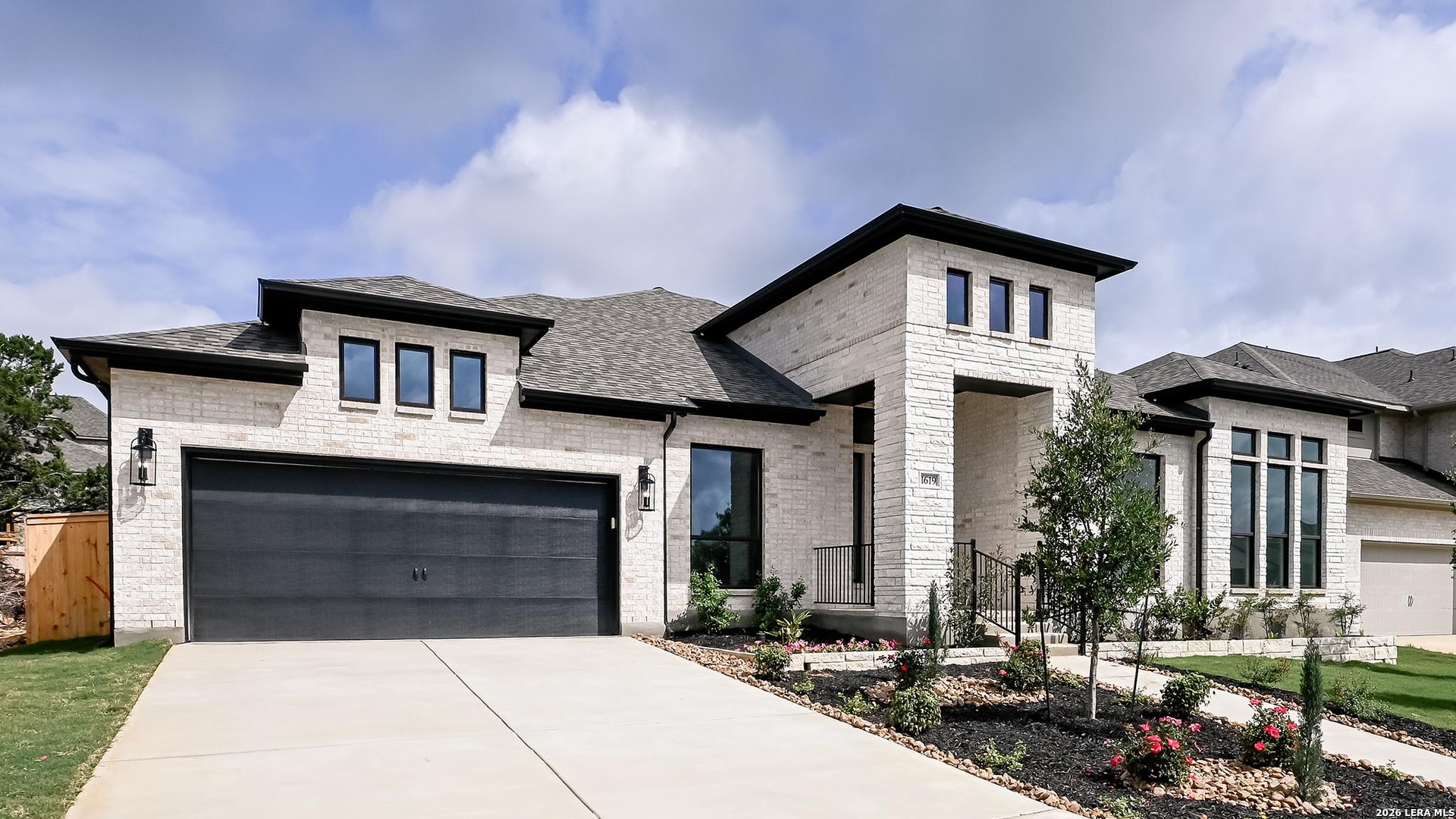 1619 Yardzen Lane San Antonio TX 78260