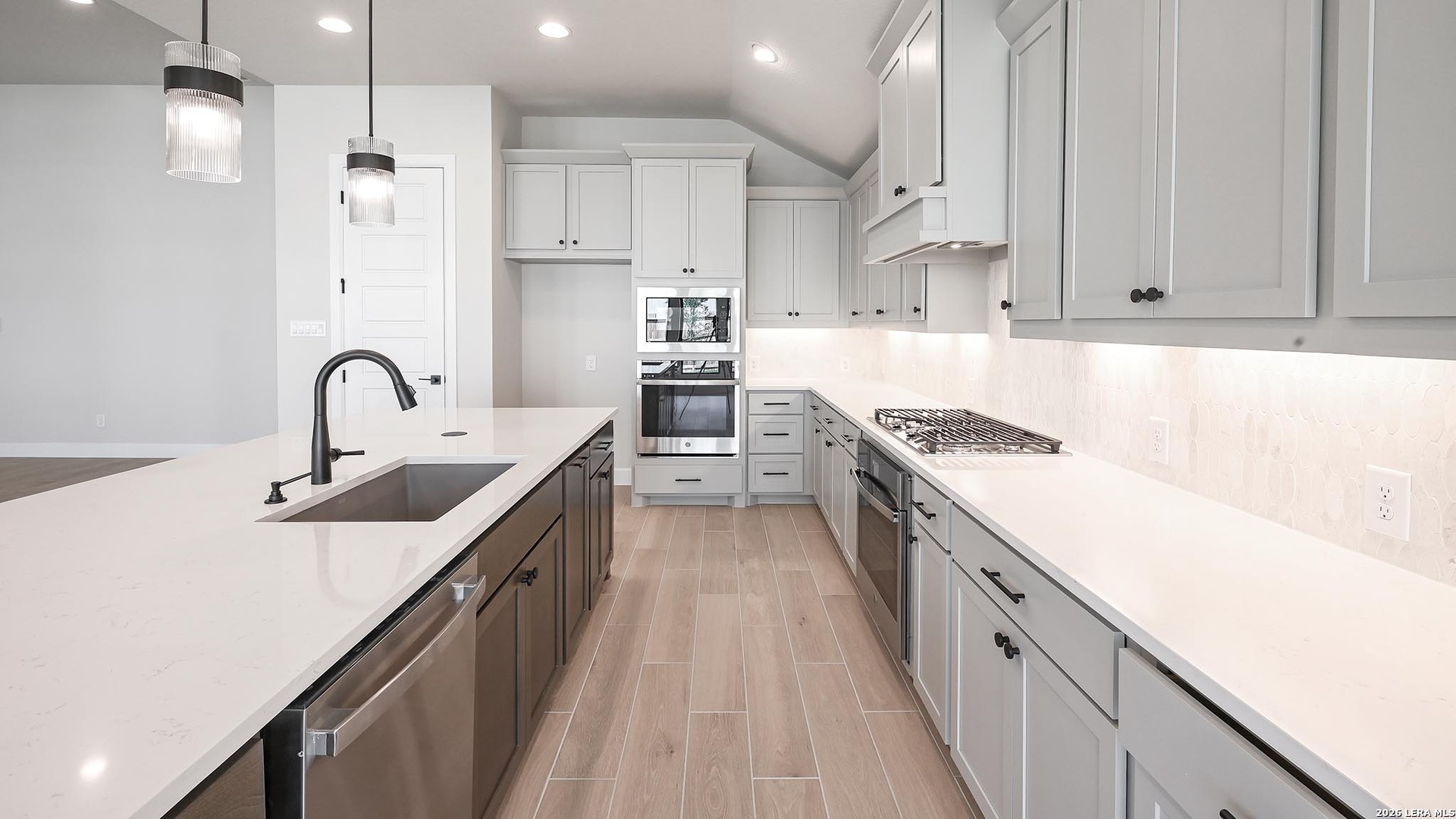 1619 Yardzen Lane San Antonio TX 78260