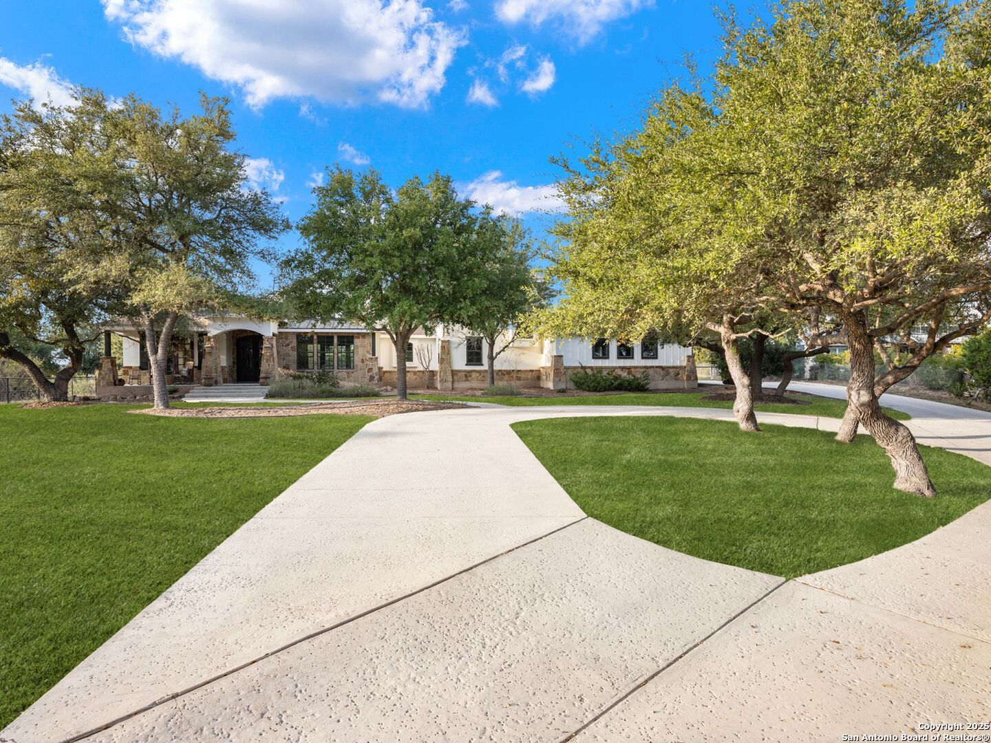 382 Upland Court Canyon Lake TX 78133