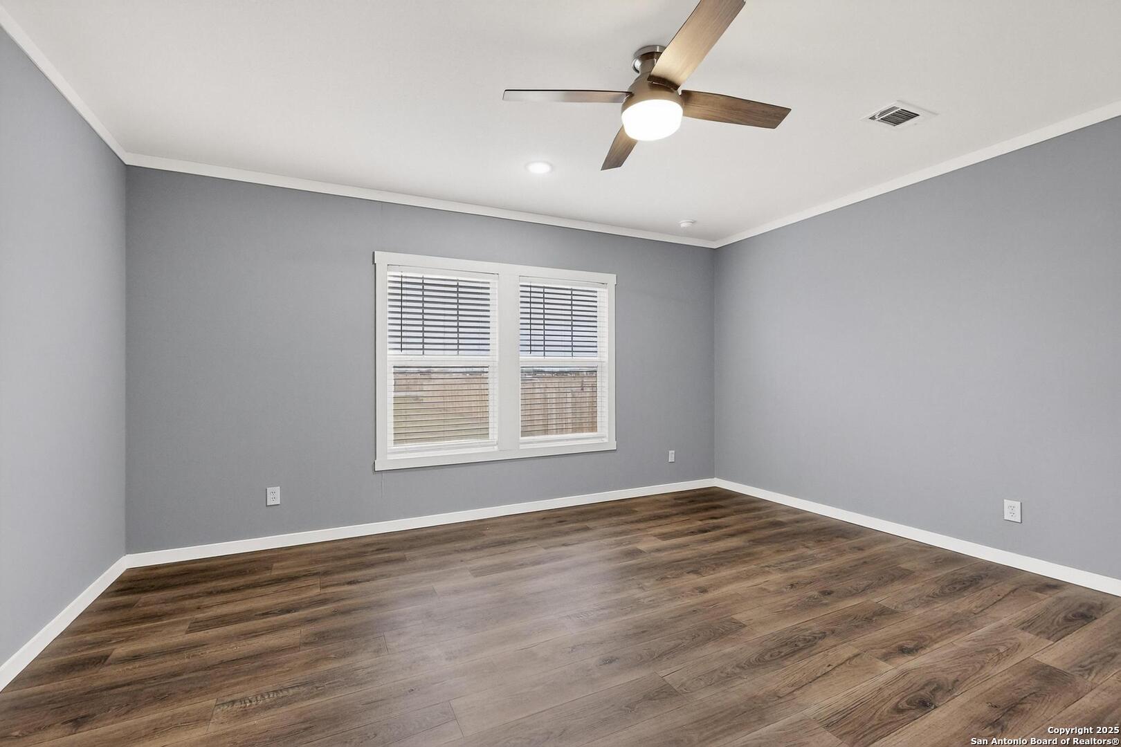 173 Medina Verde Drive Natalia TX 78059