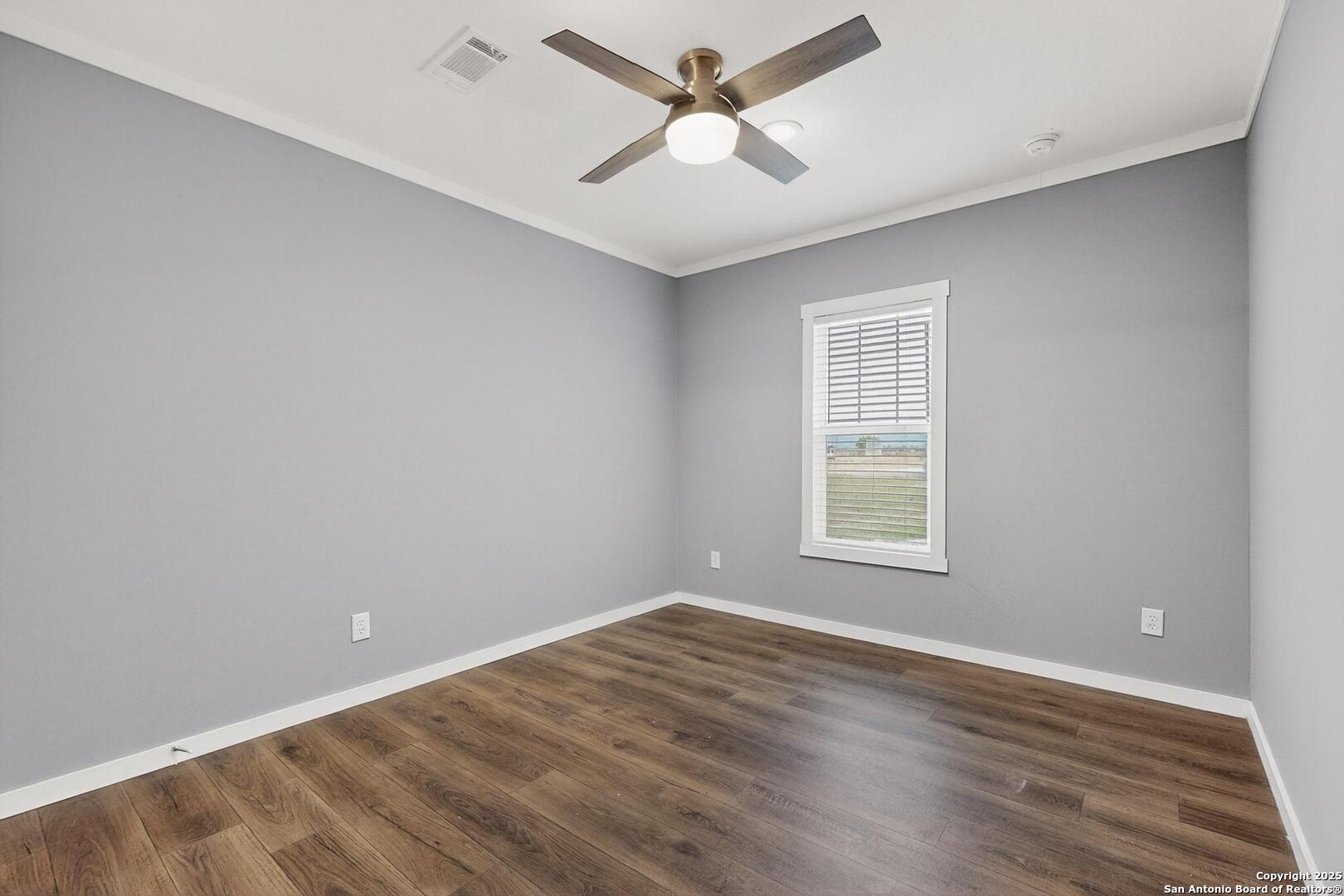 173 Medina Verde Drive Natalia TX 78059