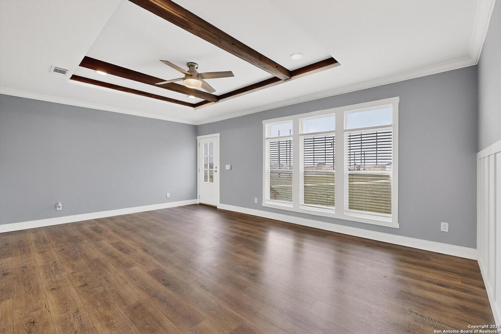 173 Medina Verde Drive Natalia TX 78059