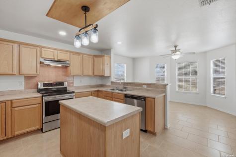 370 Alberts Lane Somerset TX 78069