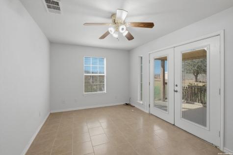 370 Alberts Lane Somerset TX 78069
