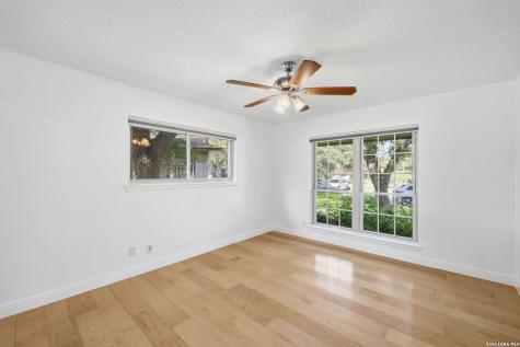 322 Westwind Circle Windcrest TX 78239