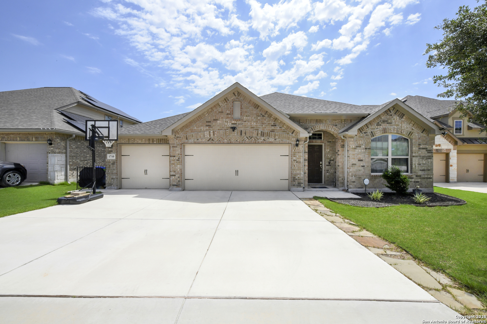 1710 Briar Spring San Antonio TX 78245