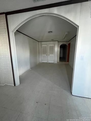 206 N 5th Street Carrizo Springs TX 78834