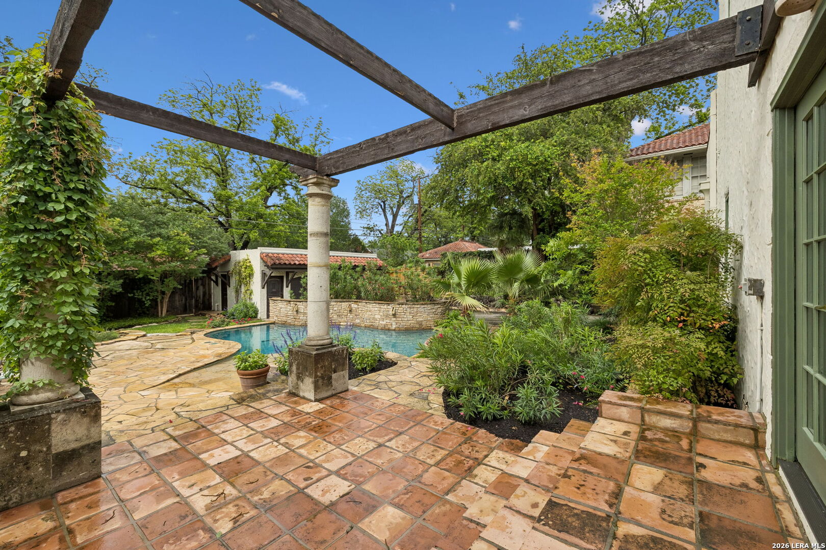 115 E Hollywood Avenue San Antonio TX 78212