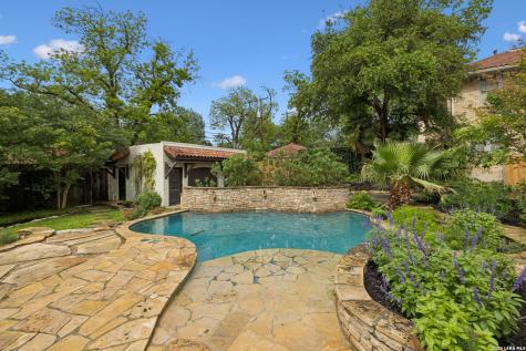 115 E Hollywood Avenue San Antonio TX 78212