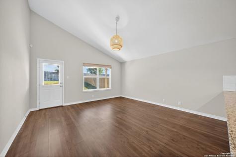 4618 Chalk Flats San Antonio TX 78253