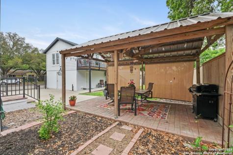 1001 N Adams Street Beeville TX 78102