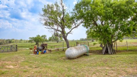 10.8 Acres County Road 302 Floresville TX 78114