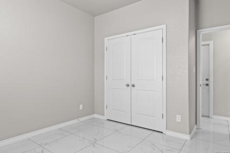 8116 Ventura Selma TX 78154