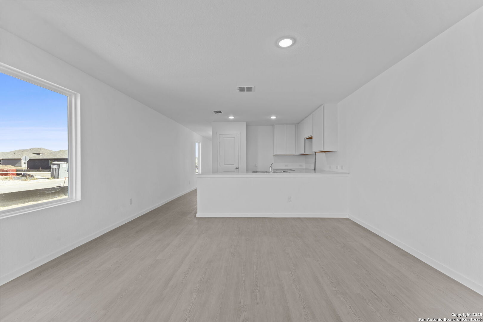 2067 Powell Place Converse TX 78109