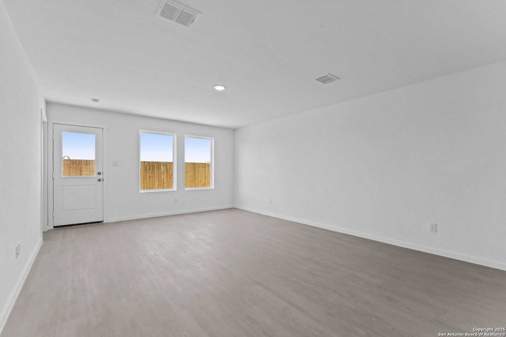 2067 Powell Place Converse TX 78109