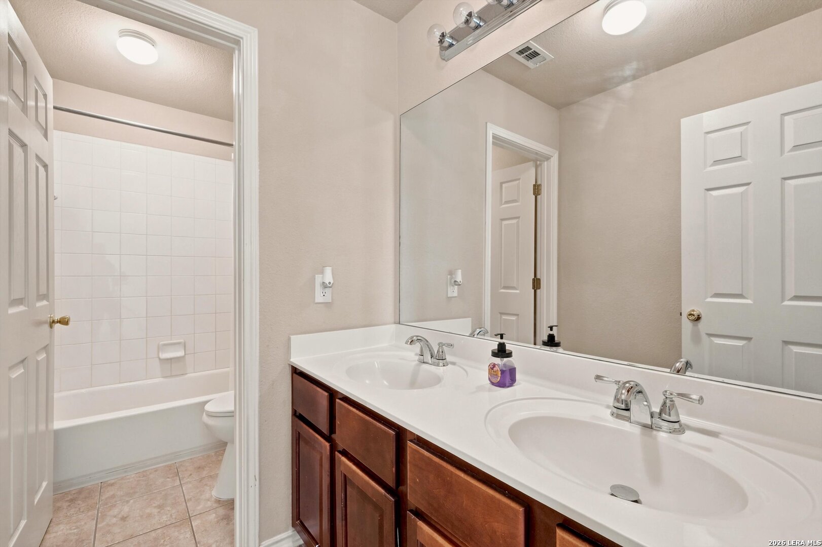 8014 N Dyess San Antonio TX 78227