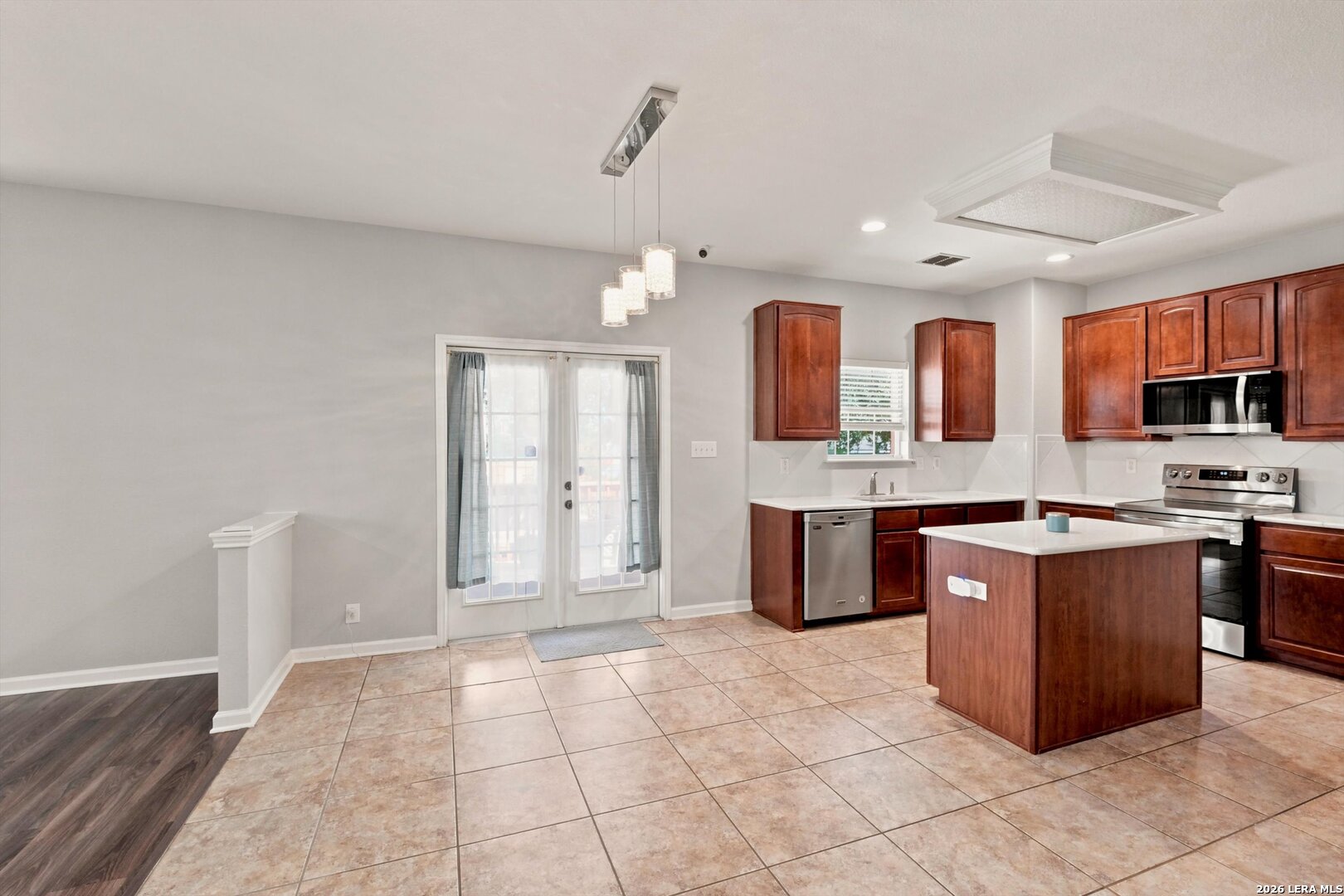 8014 N Dyess San Antonio TX 78227