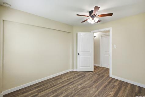 435 Creath Place San Antonio TX 78221