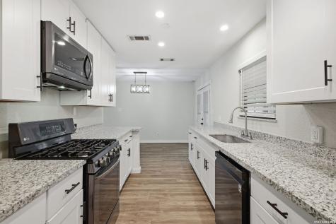 435 Creath Place San Antonio TX 78221