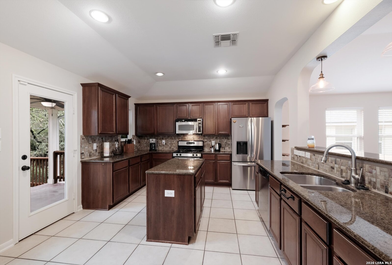 26122 Indian Cliff San Antonio TX 78260