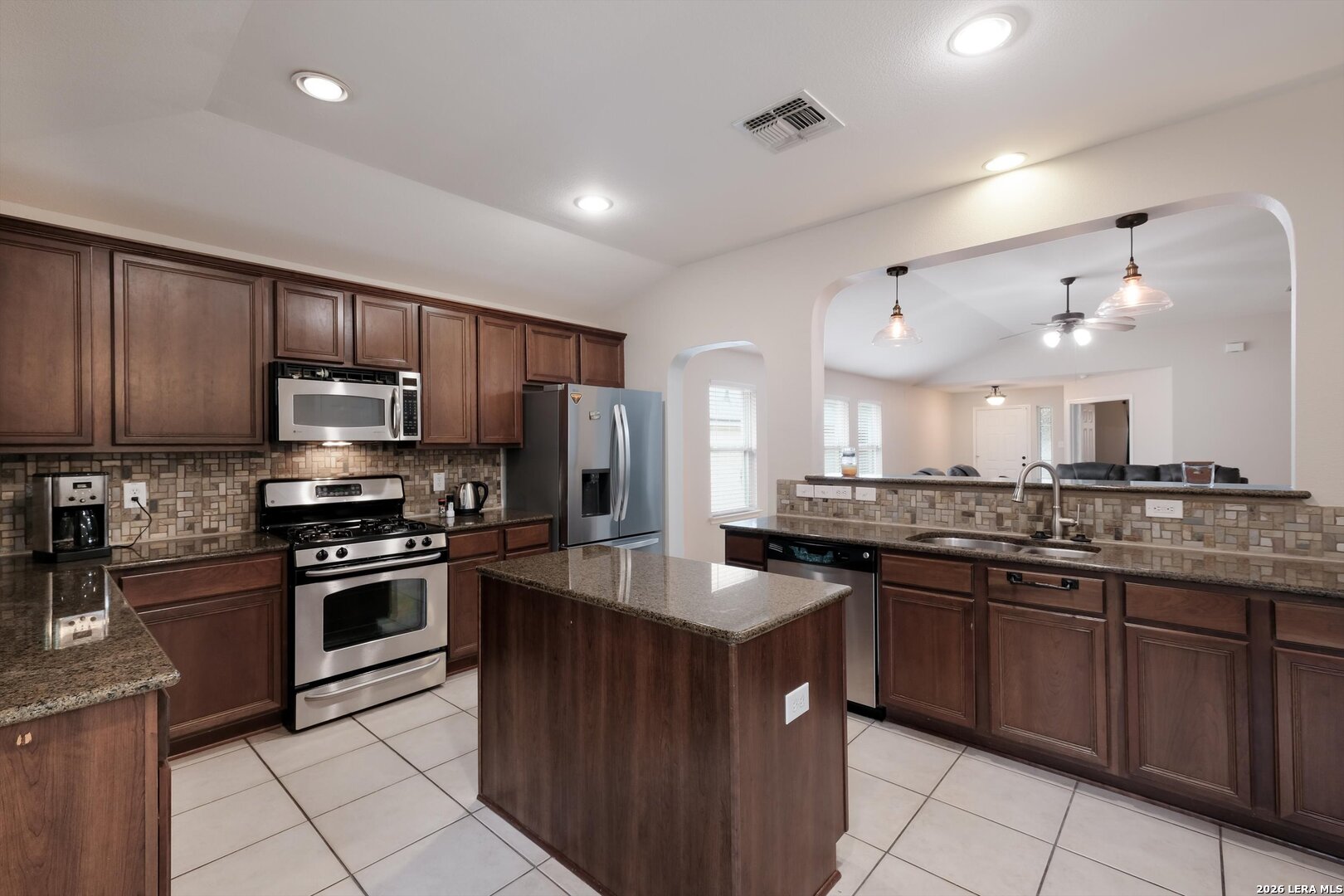 26122 Indian Cliff San Antonio TX 78260