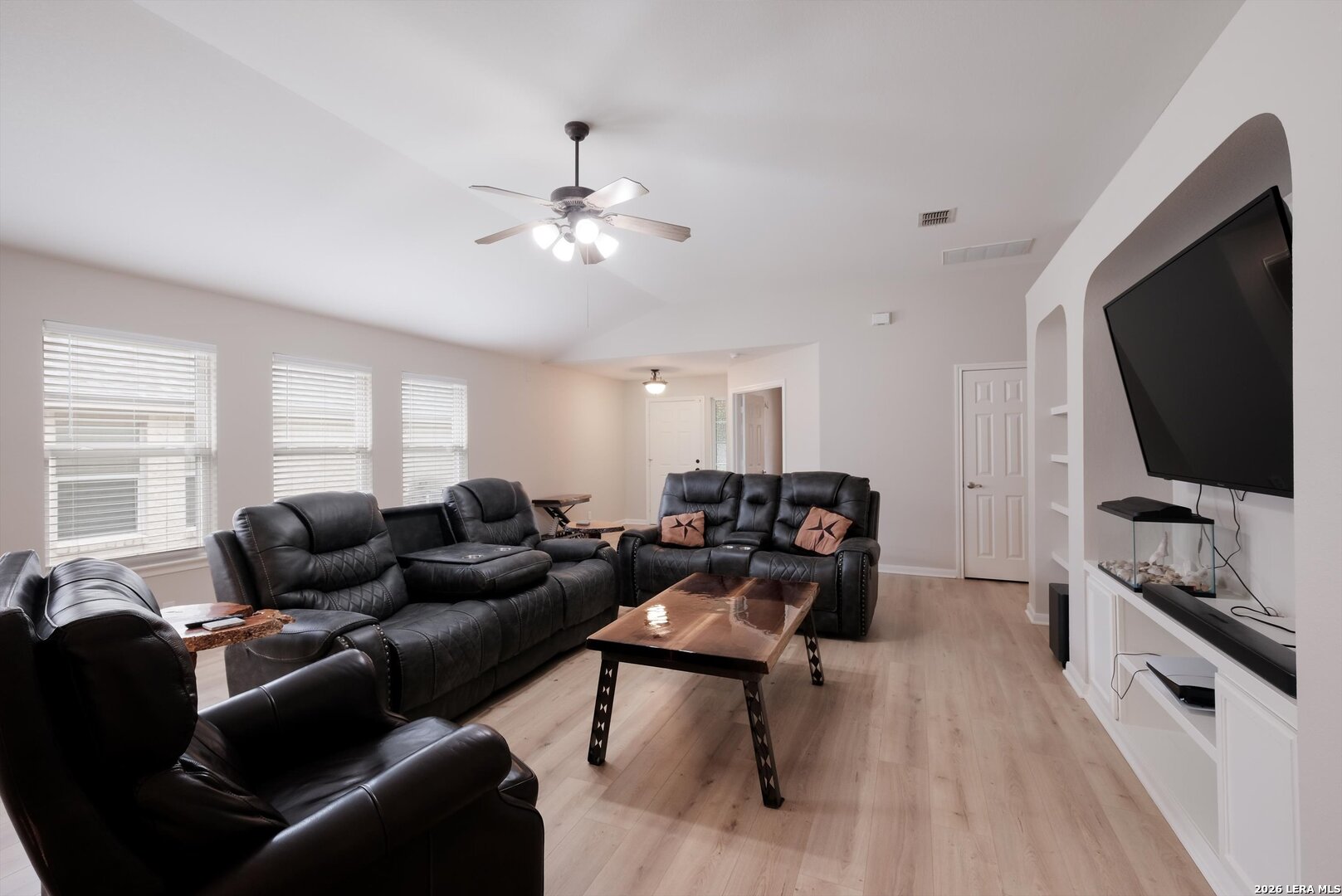 26122 Indian Cliff San Antonio TX 78260