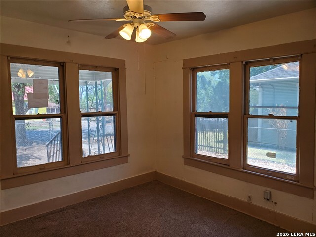 114 Thompson Place San Antonio TX 78225