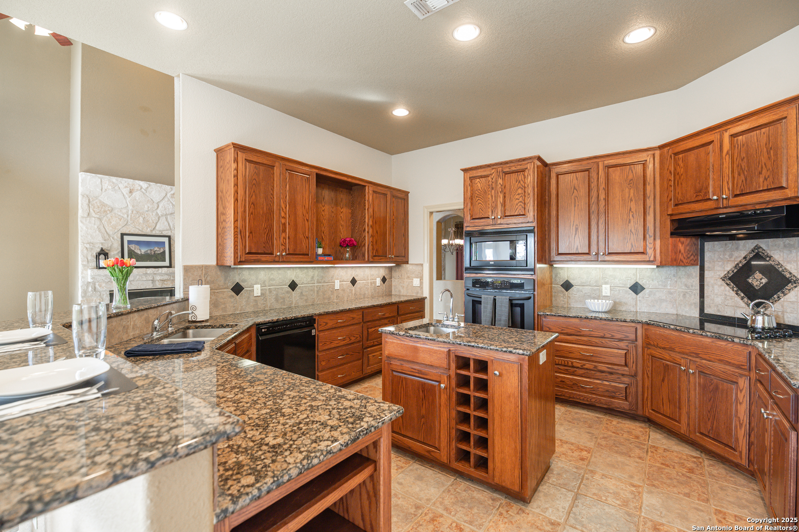 451 Winding View New Braunfels TX 78132