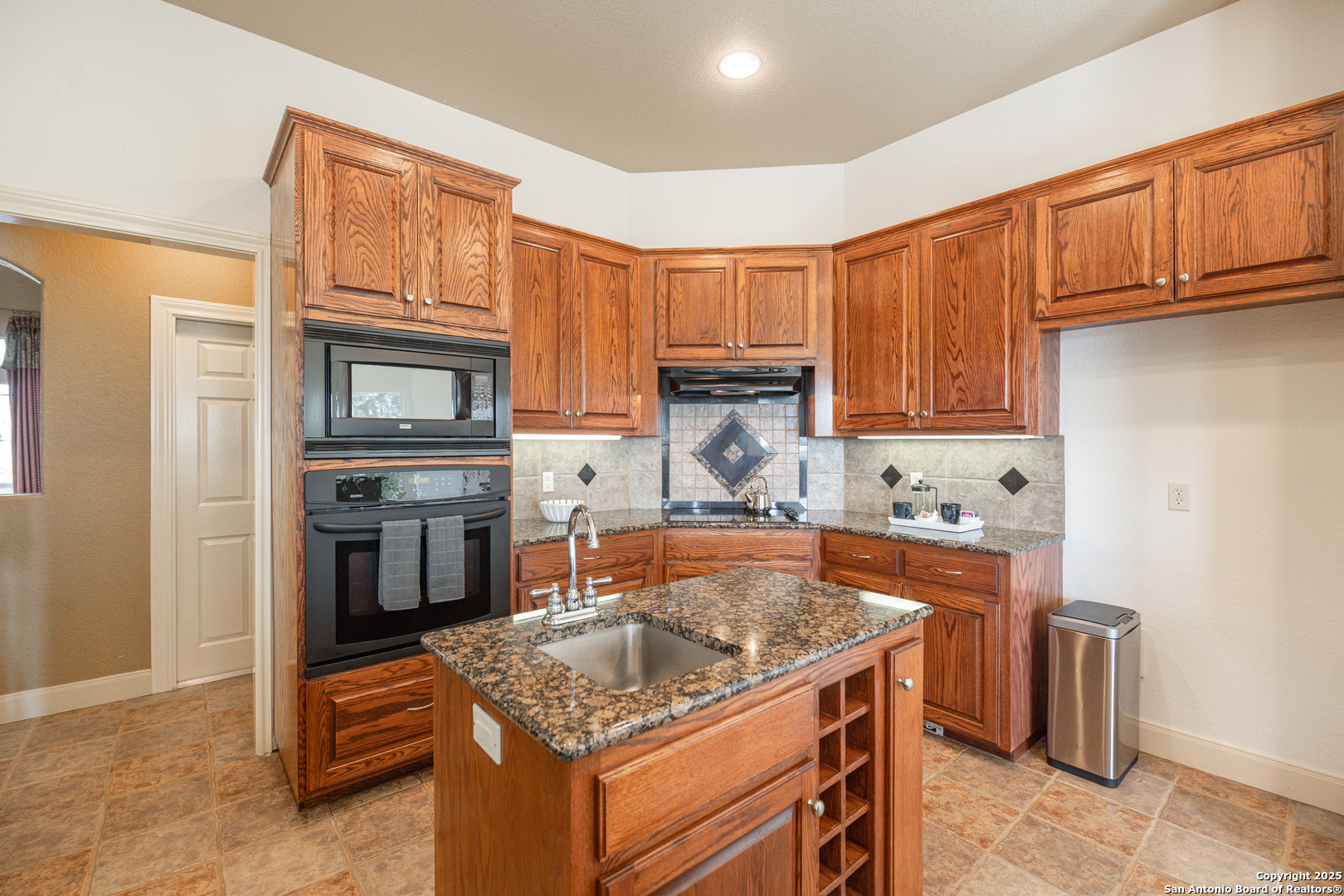 451 Winding View New Braunfels TX 78132