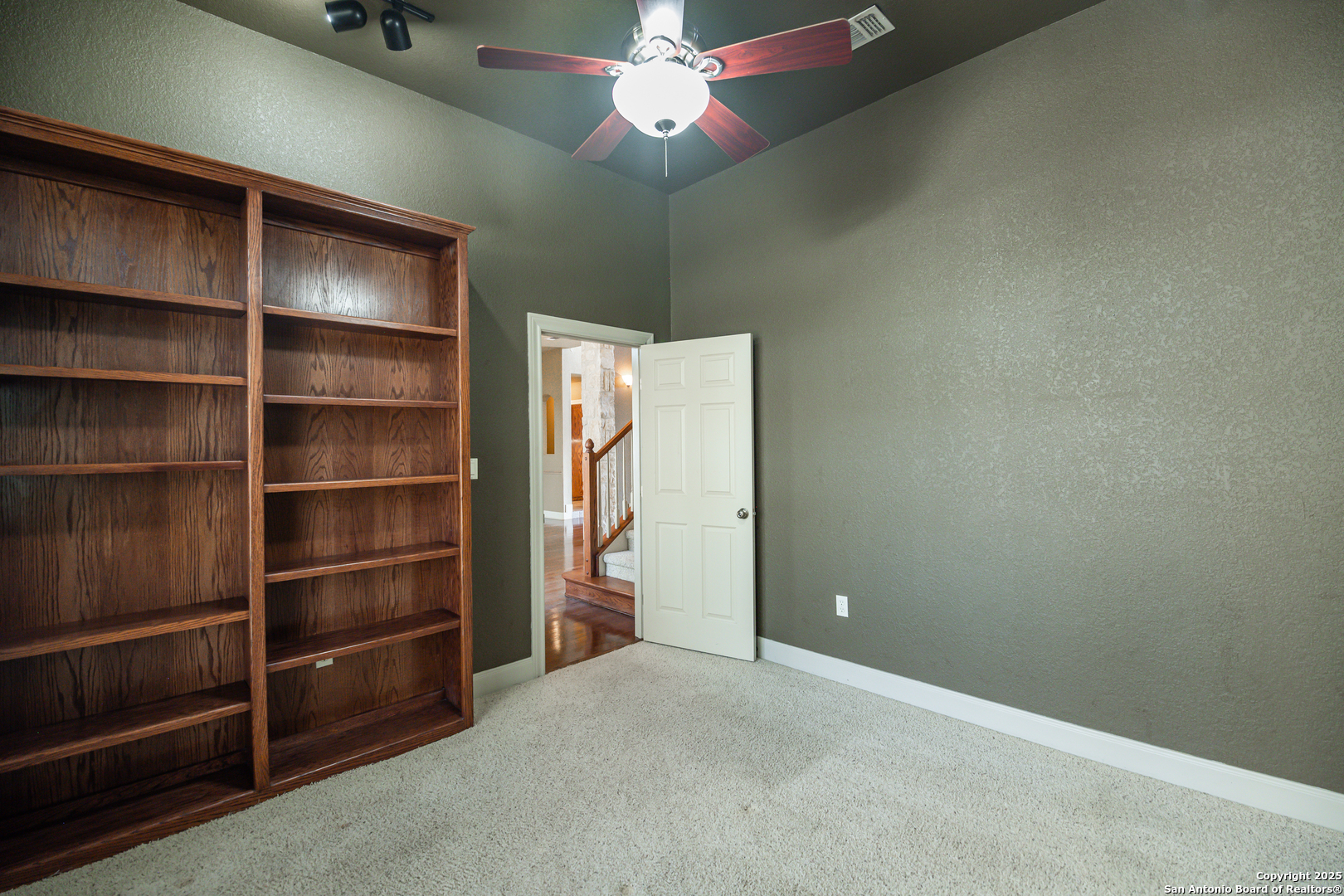 451 Winding View New Braunfels TX 78132