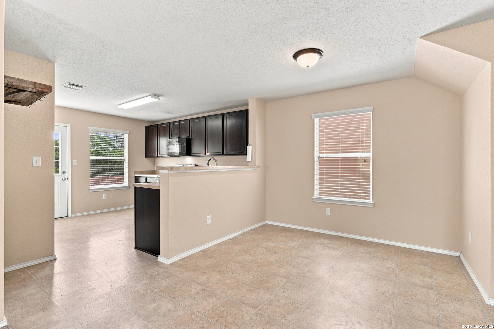 25002 Remington Oaks San Antonio TX 78261