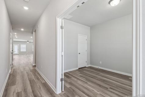 1120 Nikos Hollow San Antonio TX 78245