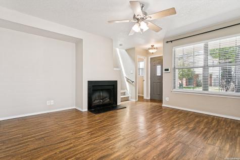 14 Kenrock Ridge San Antonio TX 78254