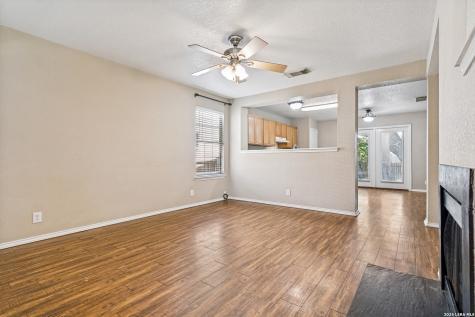 14 Kenrock Ridge San Antonio TX 78254